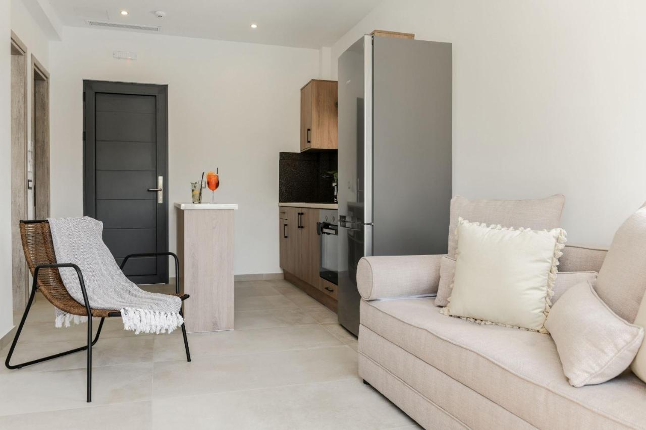 Lagoon Luxury Suites Vasilikí Eksteriør billede